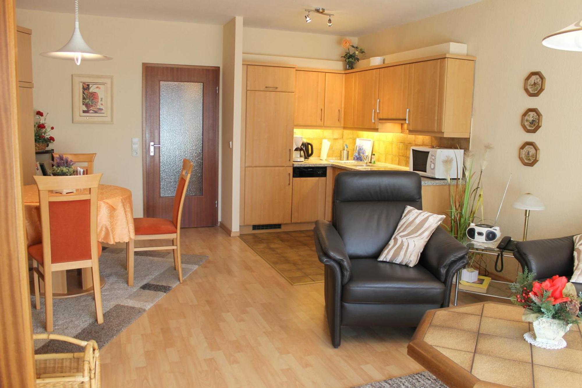 Ferienwohnung "Marie" - Nur Wenige Gehminuten Vom Groemitzer Hauptstrand Entfernt ภายนอก รูปภาพ